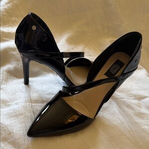 Jones New York Black Patent Mary Jane Pointed Pumps